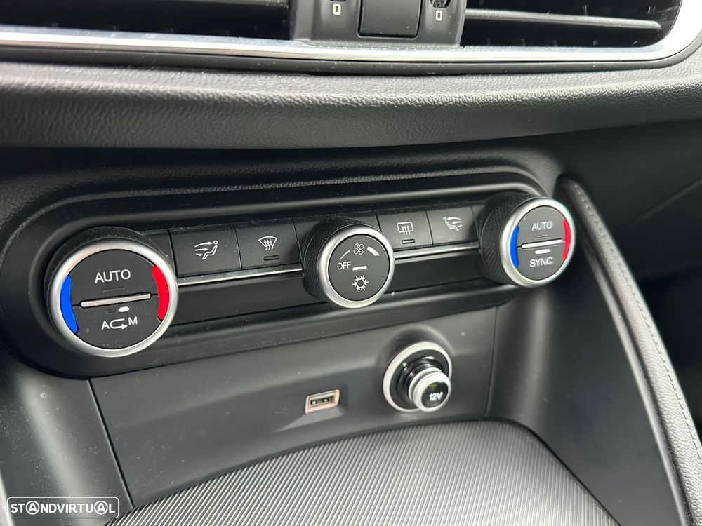 Alfa Romeo Stelvio 2.2 D Super AT8 - 33