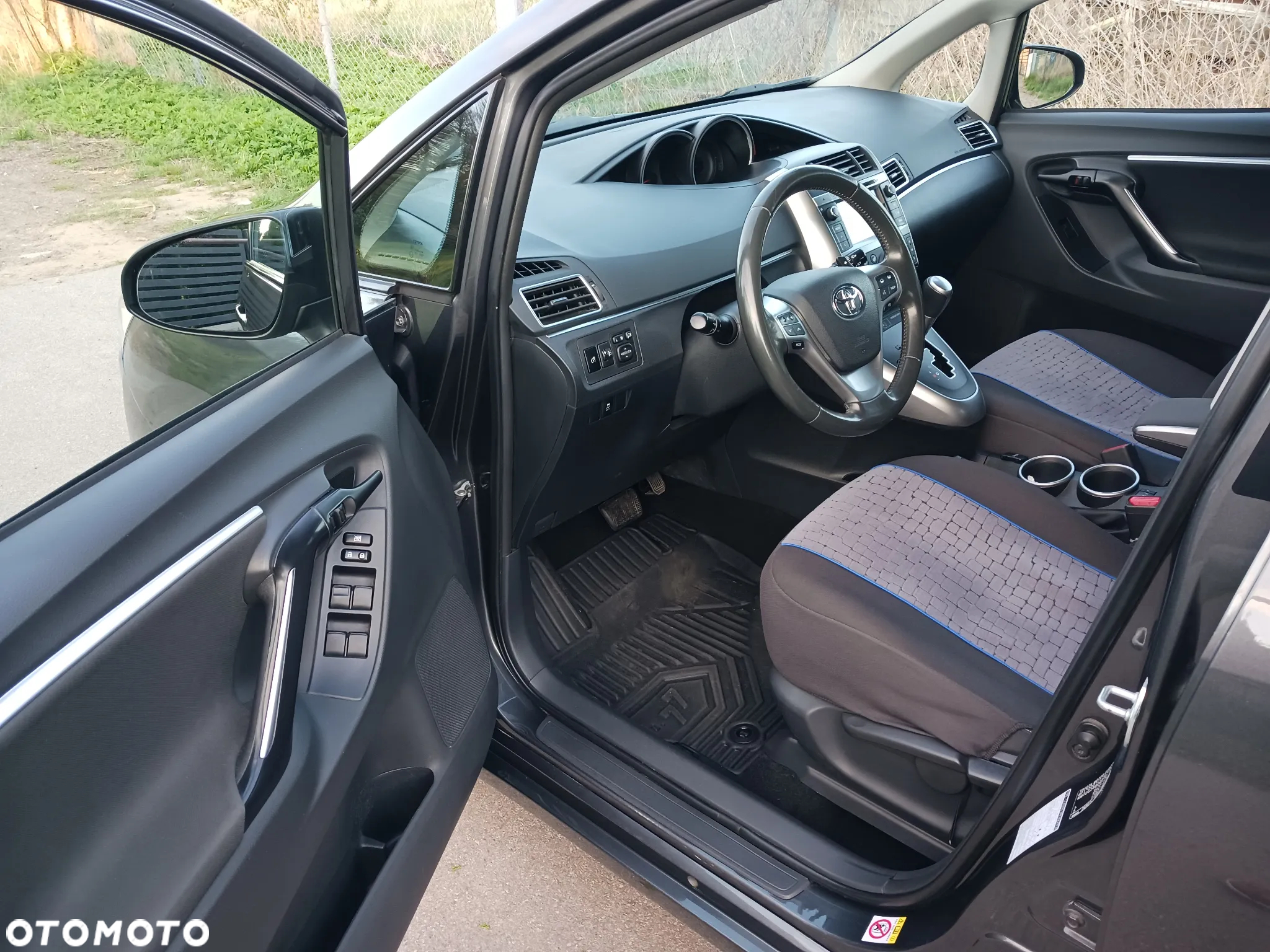 Toyota Verso 1.8 Premium 7os MS - 9