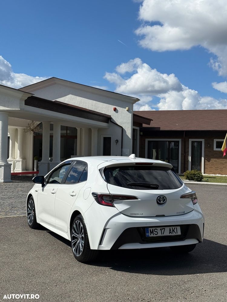 Toyota Corolla - 3