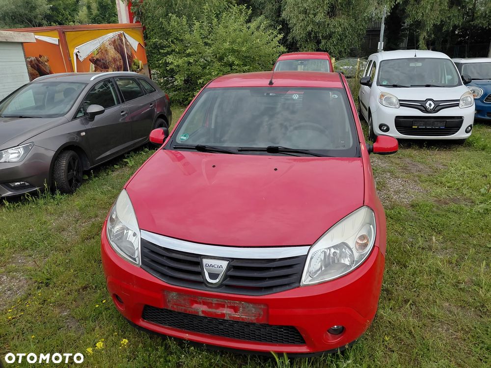 Dacia Sandero - 1