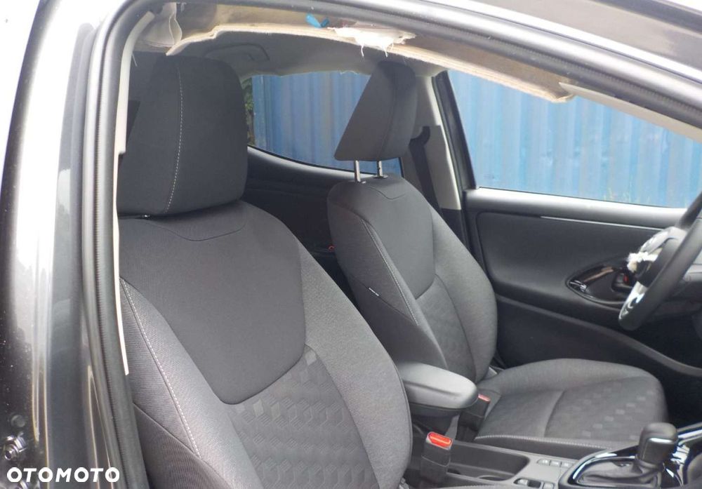 Toyota Yaris - 15