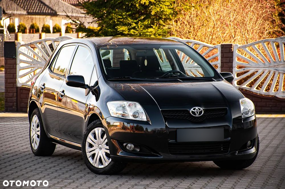 Toyota Auris 1.6 VVT-i Executive - 9