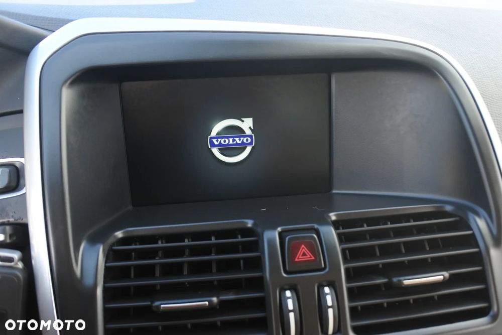 Volvo XC 60 D4 Geartronic Summum - 21