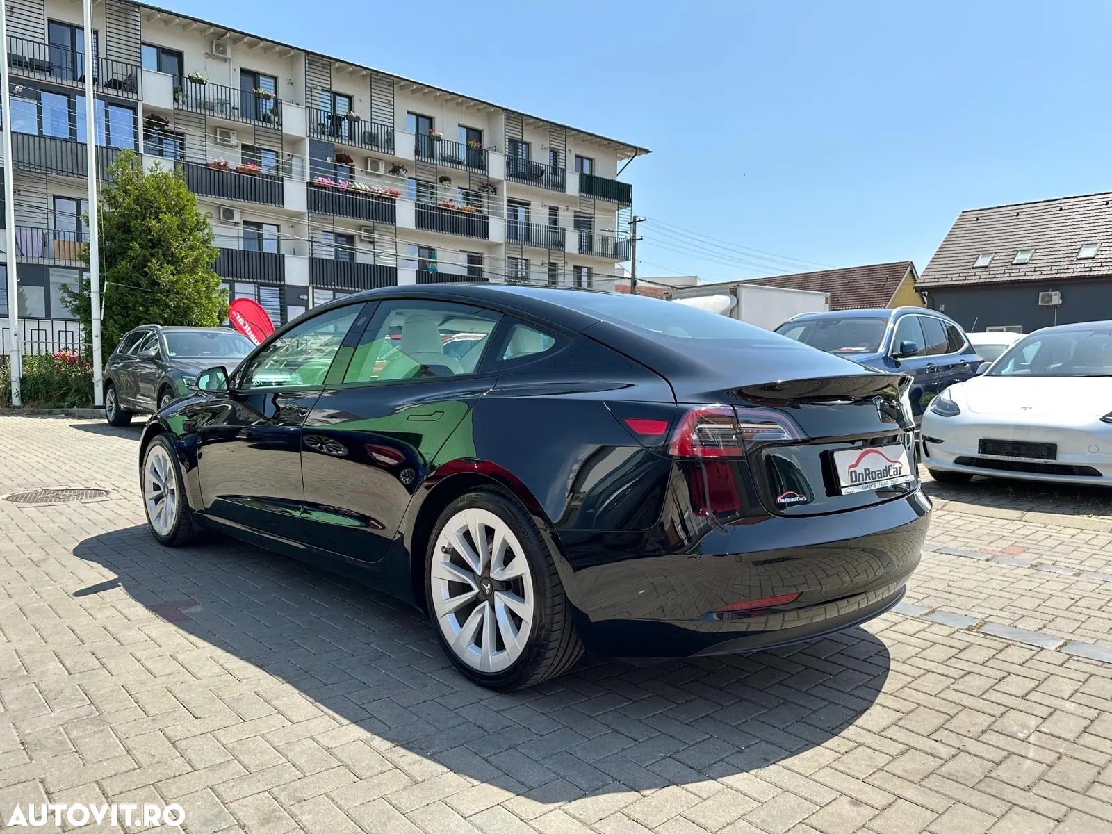 Tesla Model 3 Standard Reichweite Plus Hinterradantrieb - 2