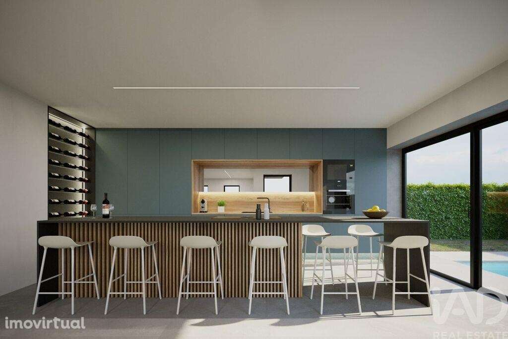 Casa / Villa T4 em Charneca De Caparica E Sobreda de 146,00 m2 - Grande imagem: 5/25