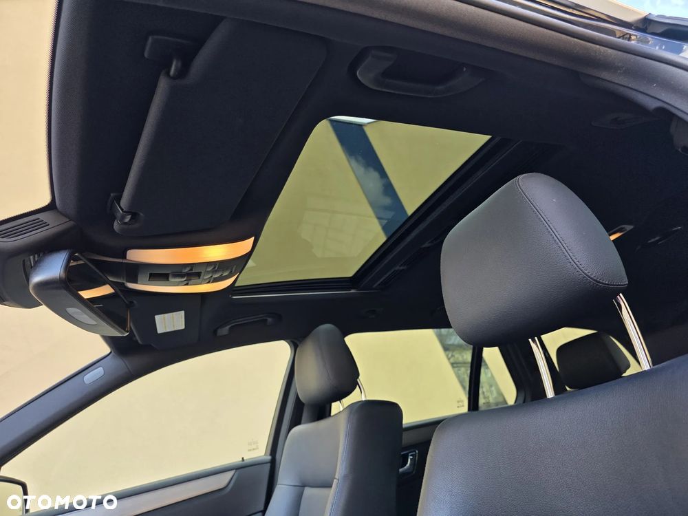 Mercedes-Benz Klasa E 350 CGI BlueEFFICIENCY 7G-TRONIC Avantgarde - 27
