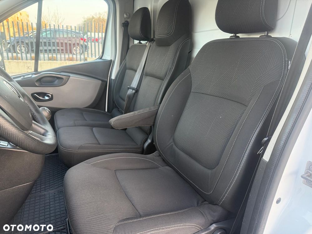 Opel Vivaro - 13