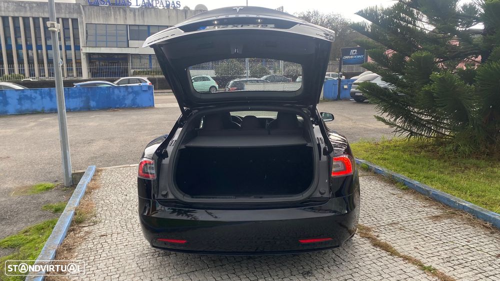 Tesla Model S 75D - 10