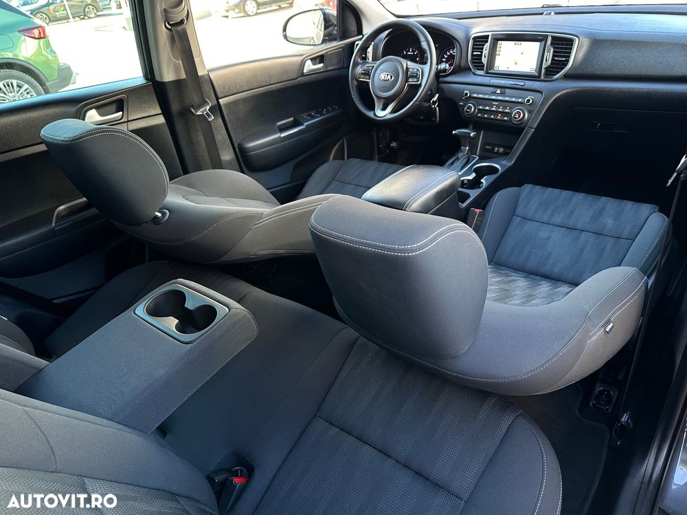 Kia Sportage 1.7 CRDI 2WD ISG Aut. Dream-Team Edition - 29