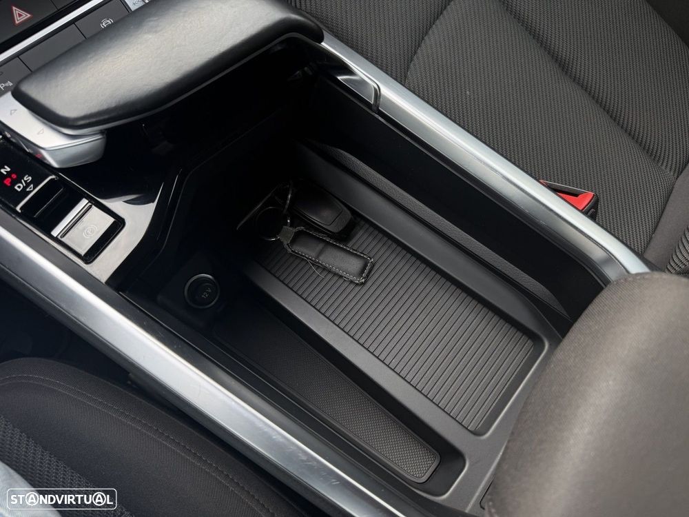 Audi e-tron 50 quattro - 36