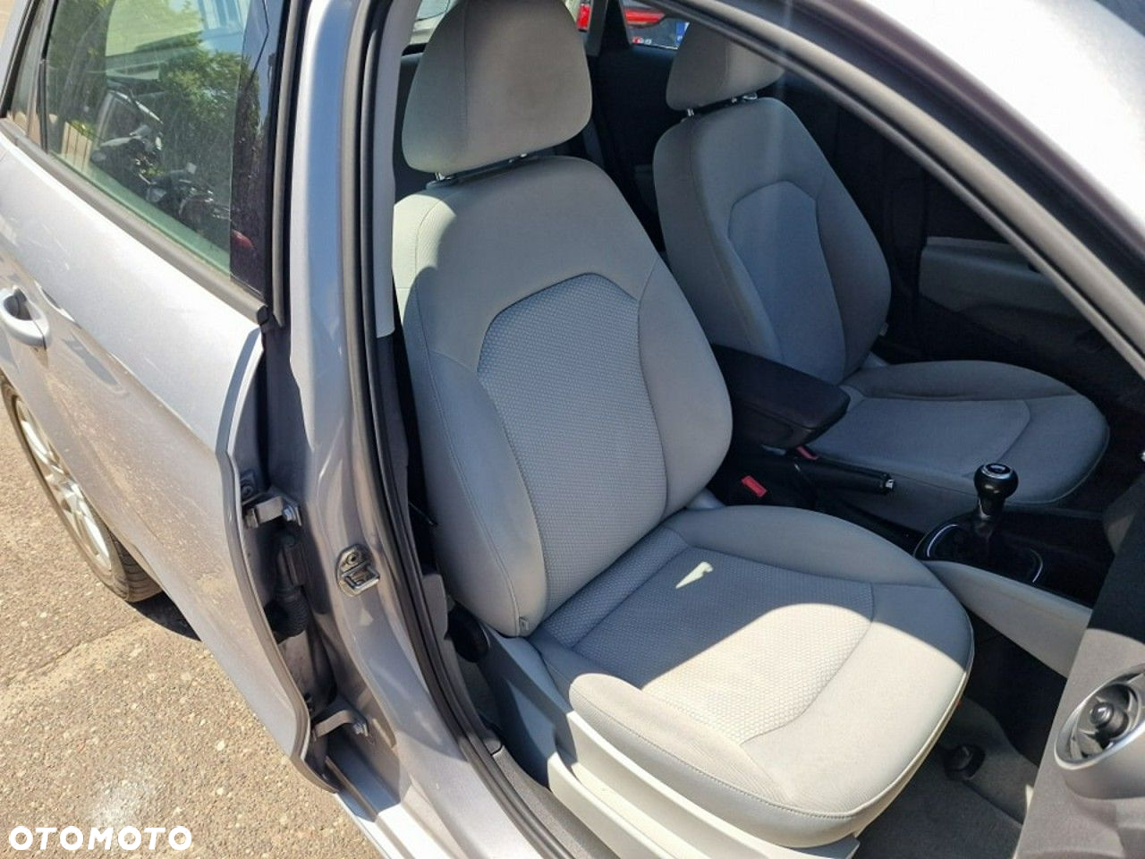 Audi A1 1.2 TFSI Attraction - 28