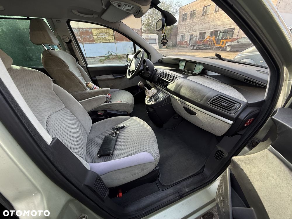 Peugeot 807 - 6