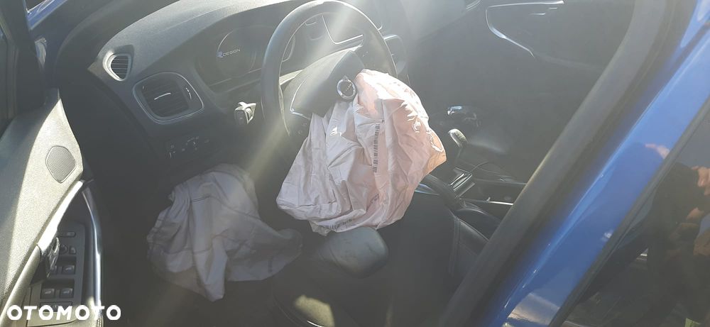 Volvo V40 D2 RDesign - 6