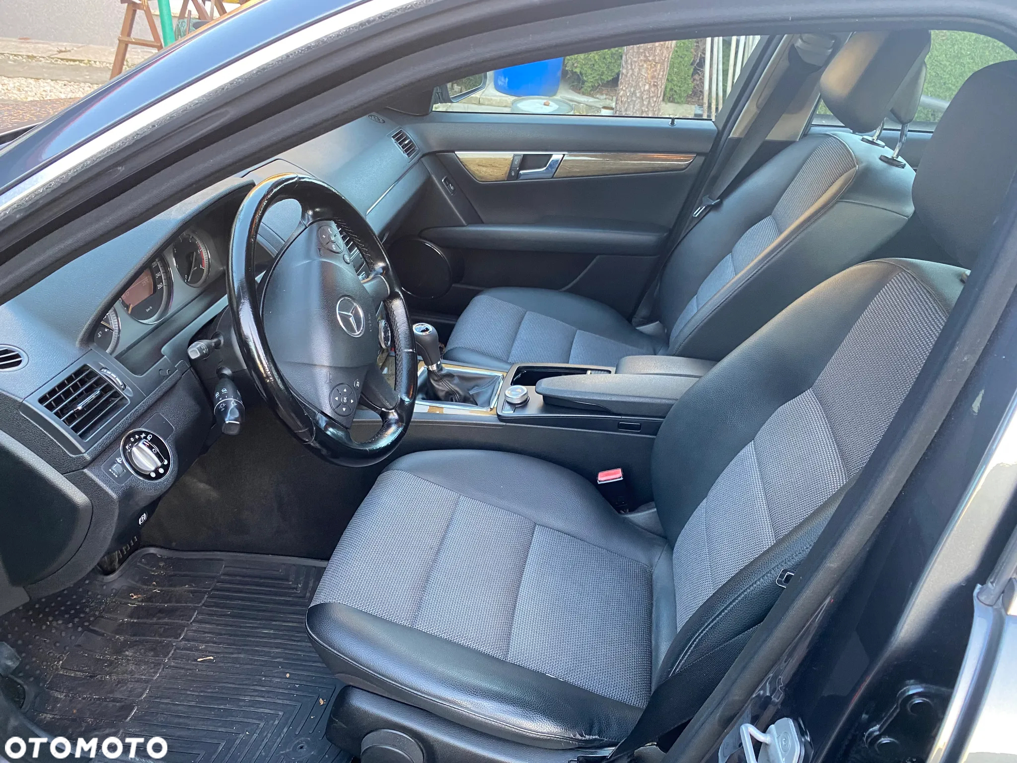 Mercedes-Benz Klasa C 200 CDI Avantgarde - 16