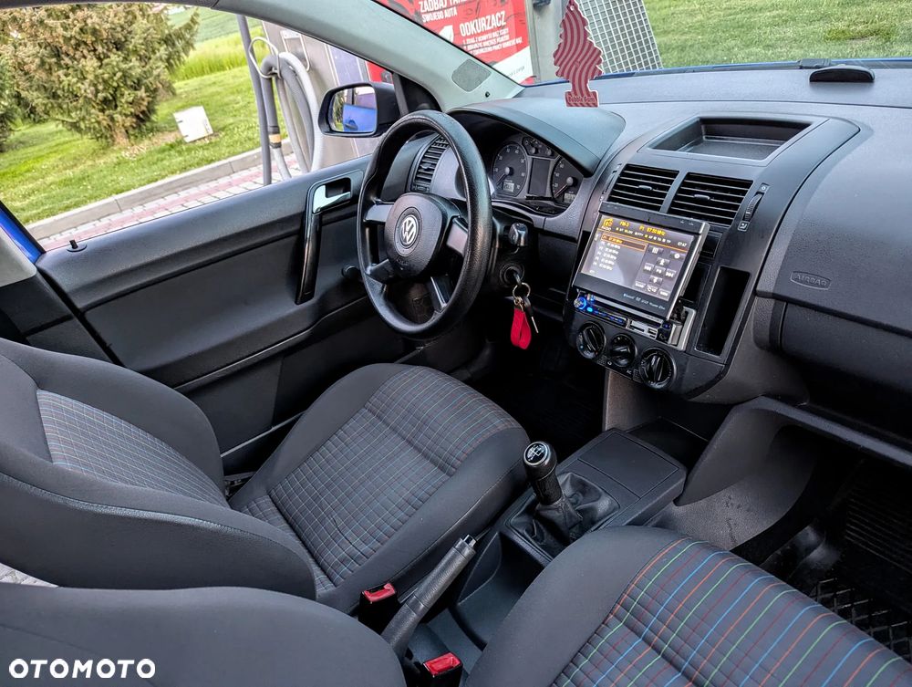 Volkswagen Polo 1.2 Comfortline - 12