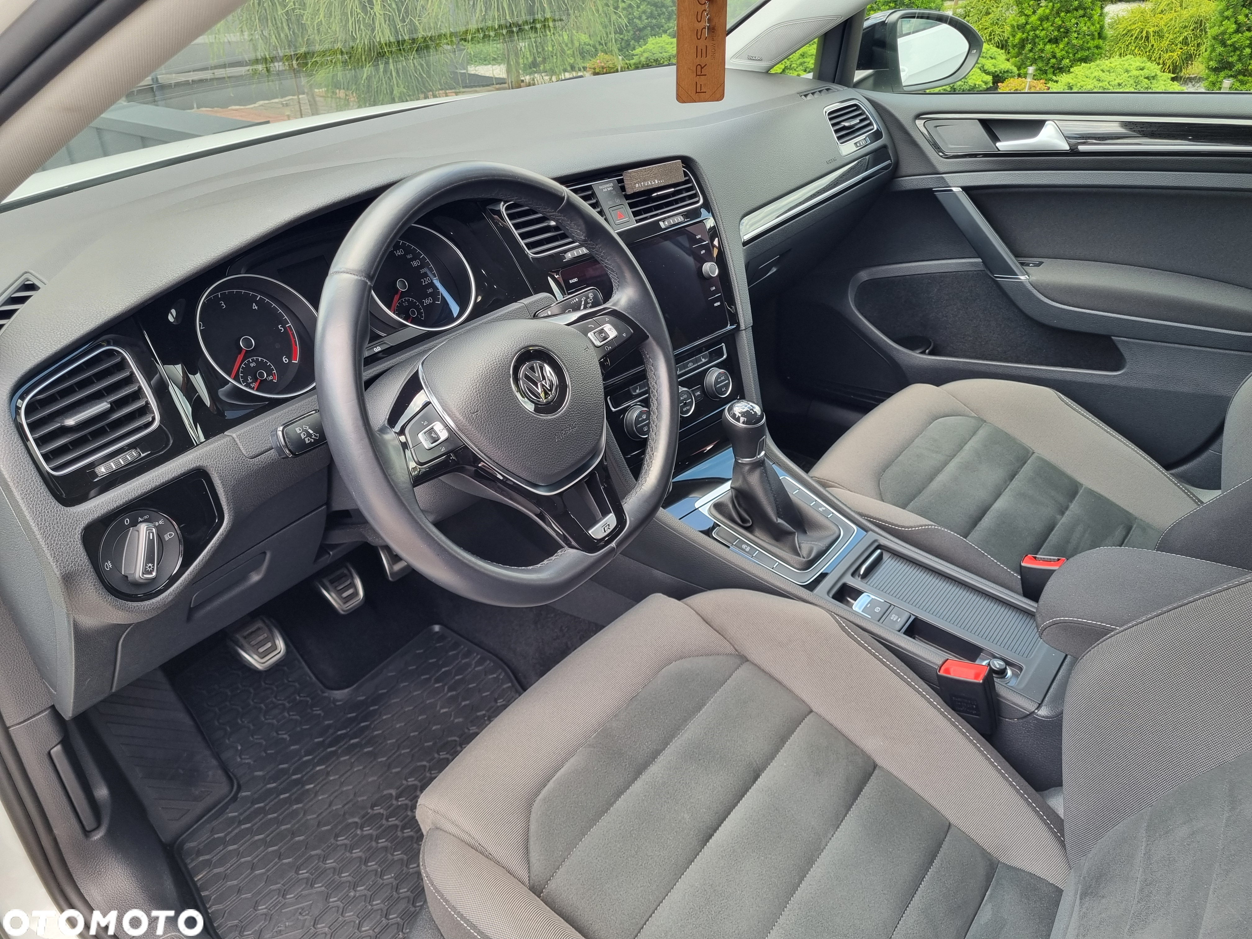Volkswagen Golf 2.0 TDI (BlueMotion Technology) Highline - 15