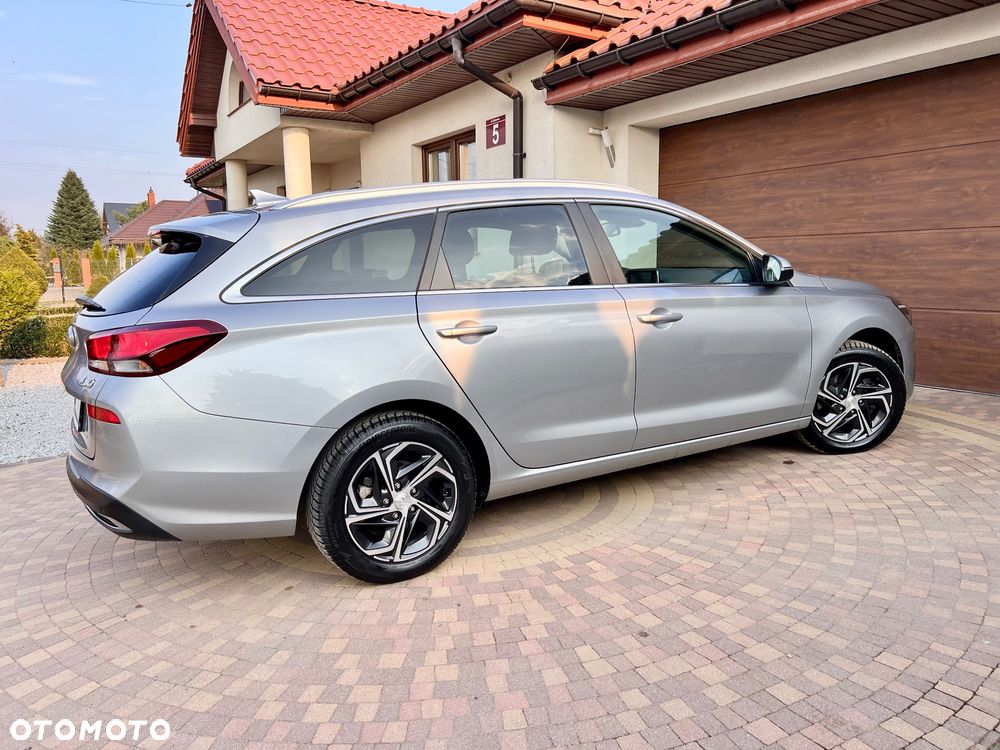 Hyundai i30 1.6 D Comfort - 21