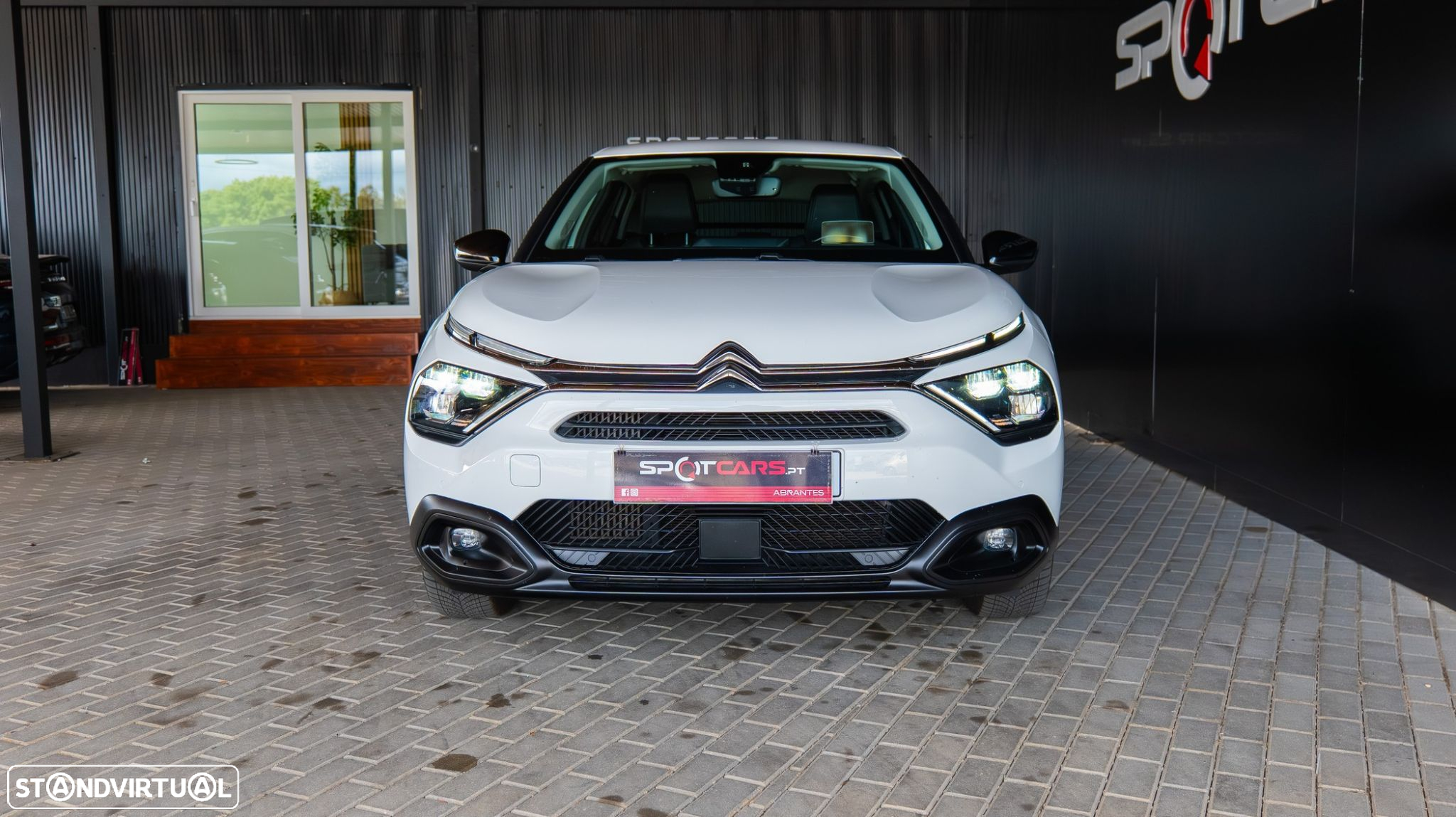 Citroën C4 BlueHDi 110 Stop&Start SHINE - 2