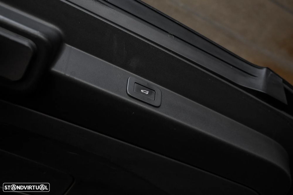 Land Rover Range Rover Sport P440e Hybrid Dynamic HSE - 37