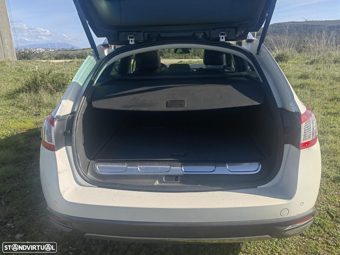 Peugeot 508 RXH 2.0 HDi Hybrid4 Limited Edition 2-Tronic - 18