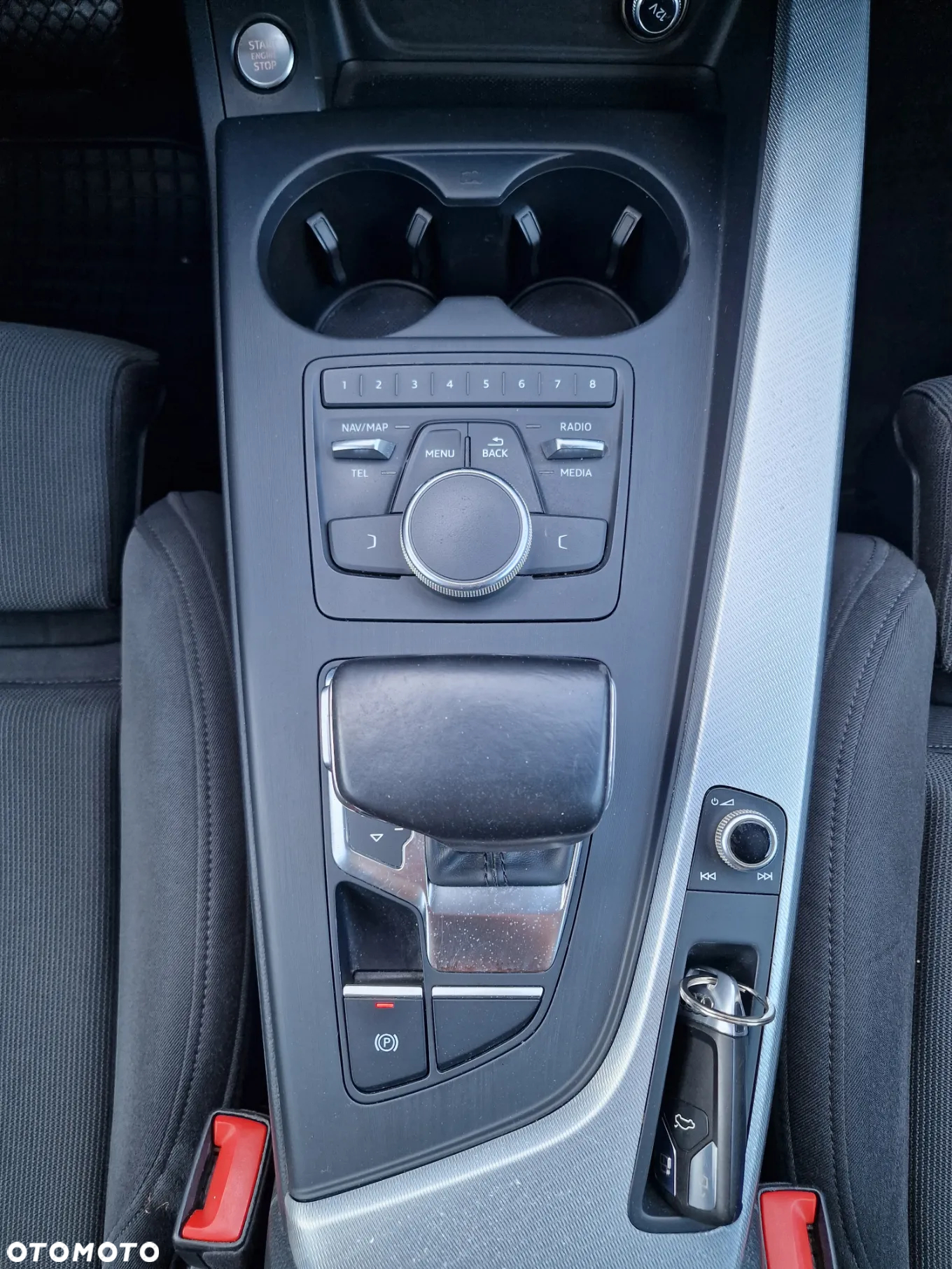 Audi A4 Avant 2.0 TDI ultra S tronic sport - 28