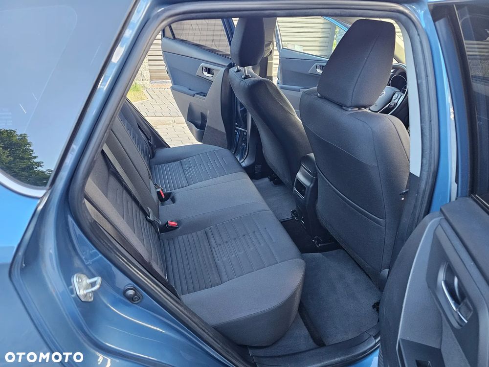Toyota Auris 1.6 Premium - 14