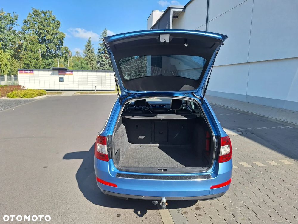 Skoda Octavia 2.0 TDI (Green tec) DSG Style - 34