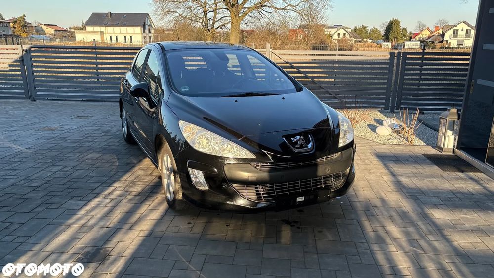 Peugeot 308 1.6 Trendy Navtech - 1