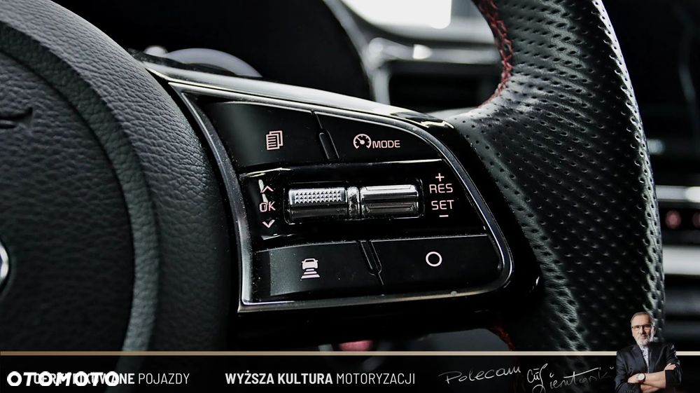 Kia ProCeed 1.6 T-GDI GT DCT - 21