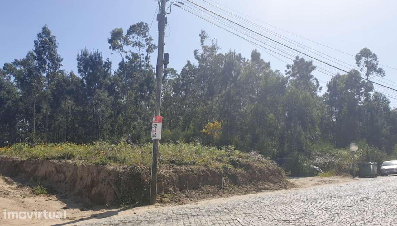 Venda de Terreno industrial com 14 490 m2, Guilhabreu, Vila do Conde