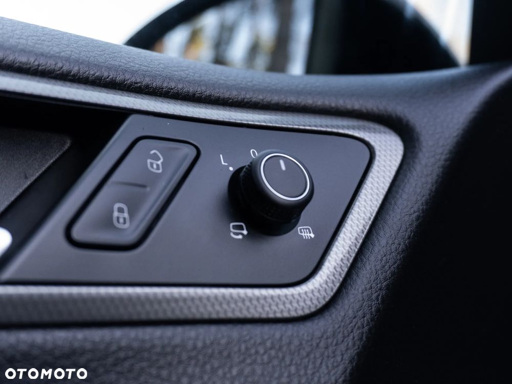 Volkswagen Golf 1.6 TDI SCR Join - 21