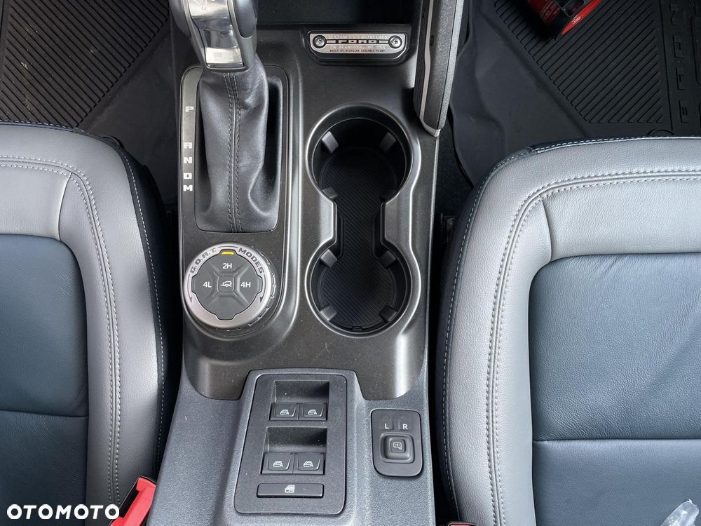 Ford Bronco 2.7 EcoBoost 4WD Outer Banks - 26