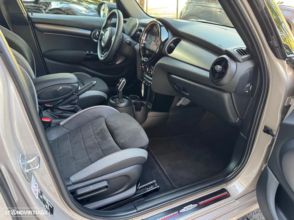 MINI 5 Portas Cooper S Premium JCW Auto - 19