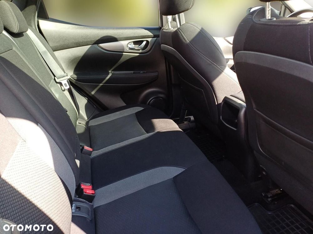Nissan Qashqai 1.2 DIG-T N-Connecta - 10