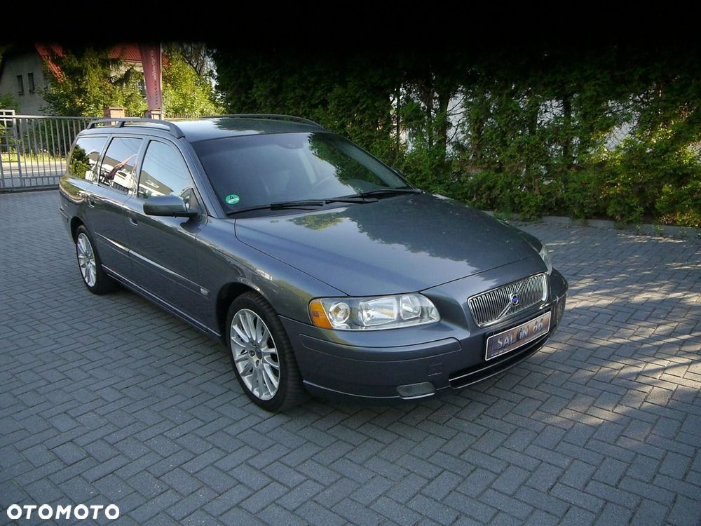 Volvo V70 2.5T AWD Momentum - 18