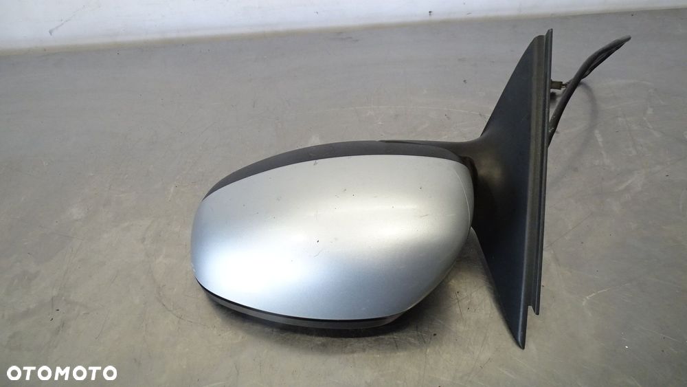 LUSTERKO LEWE ELEKTRYCZNE SKODA FABIA II 1.9TDI - 3