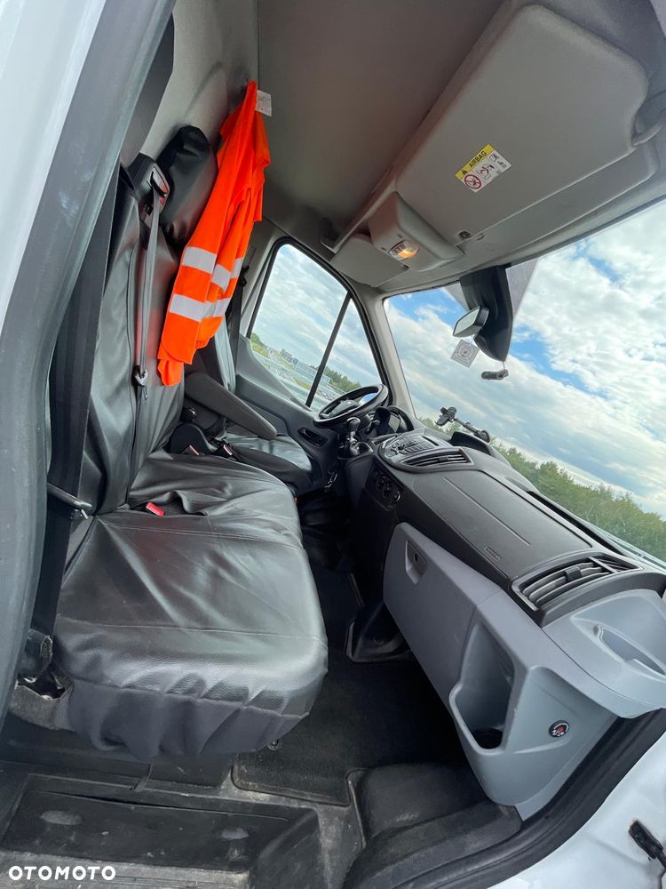 Ford Transit - 22