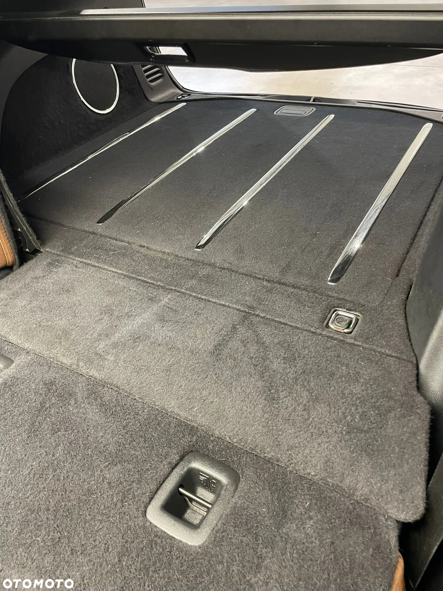 Land Rover Discovery - 19