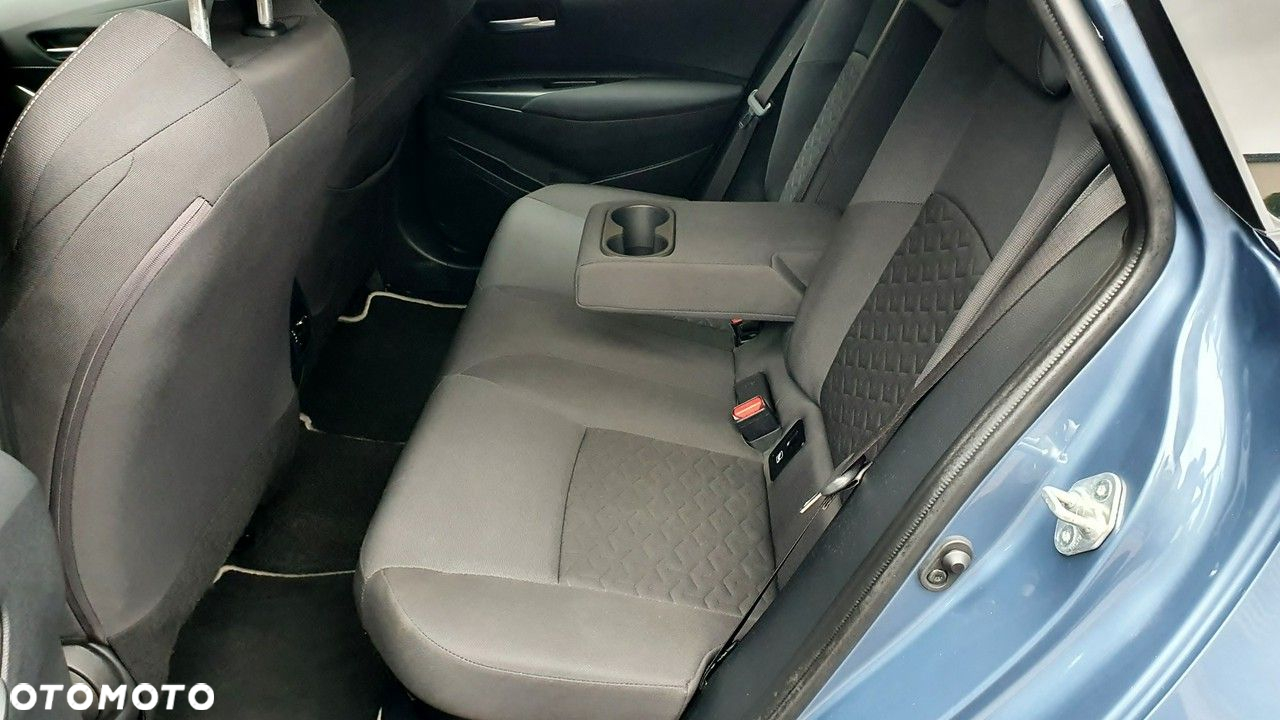 Toyota Corolla - 21