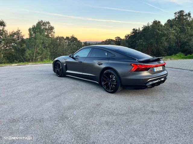 Audi RS e-tron GT quattro - 14