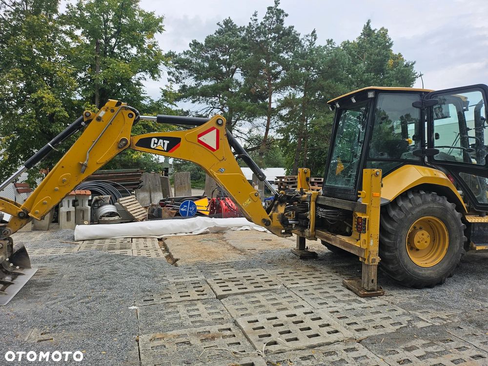 Caterpillar 428F2 - 6