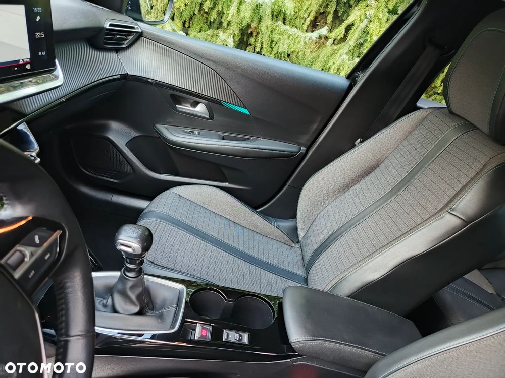 Peugeot 208 1.2 PureTech Allure S&S - 24