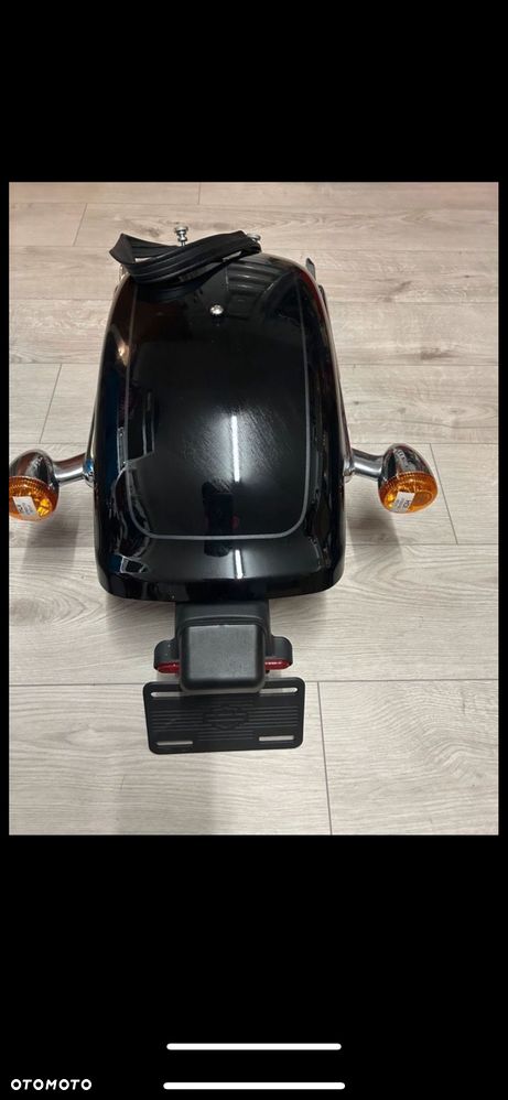 Harley Davidson Fat Boy tylny błotnik M8 - 1