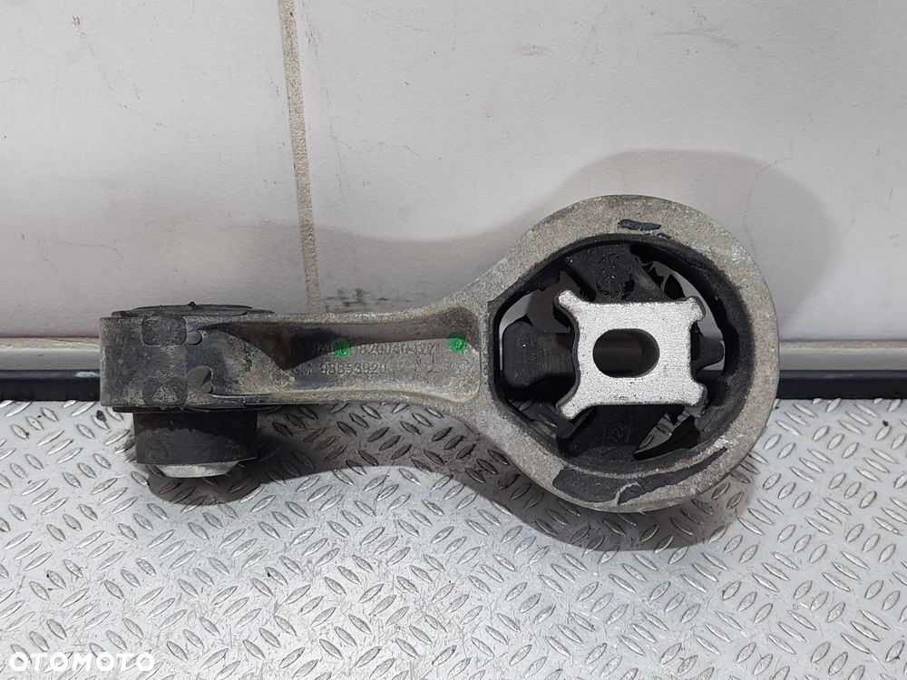 ŁAPA PODUSZKA SILNIKA RENAULT TRAFIC III 3 R2016 1,6 DCI 145KM NR 8200404271 - 1