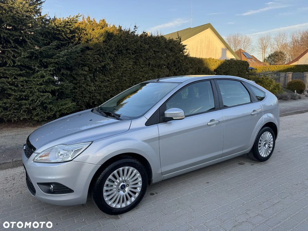 Ford Focus 1.6 16V Style+ - 12