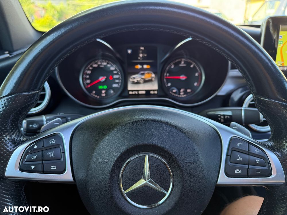 Mercedes-Benz GLC 250 d 4MATIC 9G-TRONIC AMG Line - 34