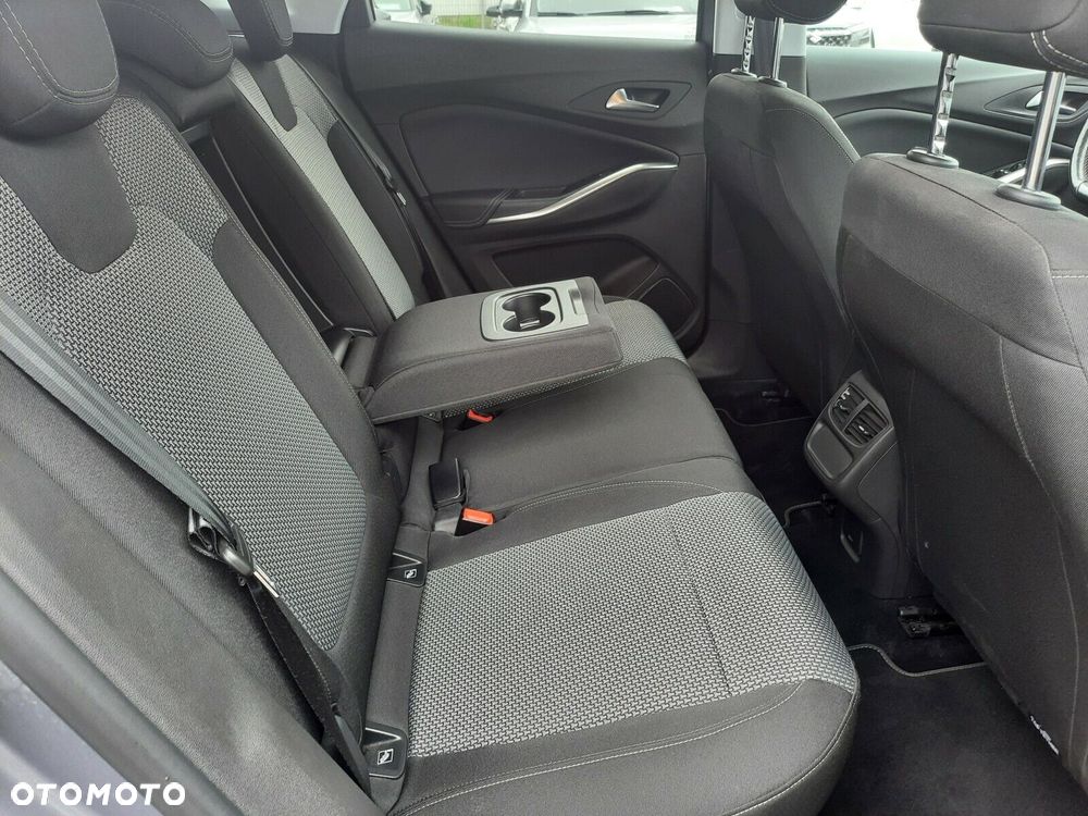 Opel Grandland 1.2 T Business Edition S&S - 12