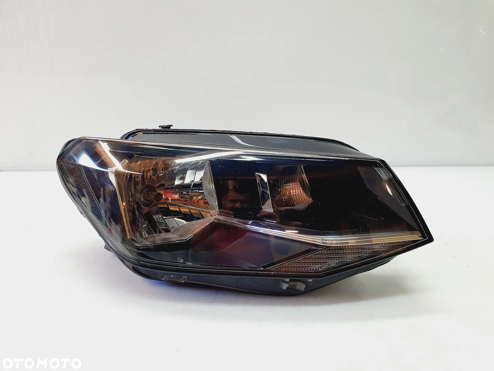 VW CADDY 2K1 LIFT REFLEKTOR LAMPA PRAWA PRZÓD IGŁA - 2