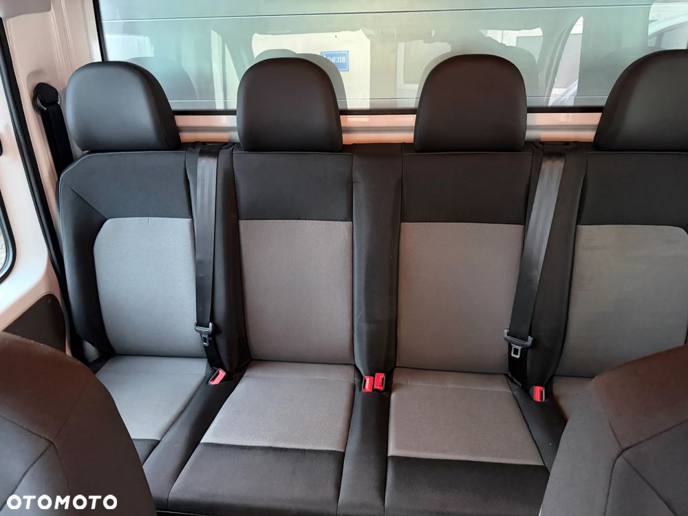 Volkswagen Crafter Doka Brygadówka - 32