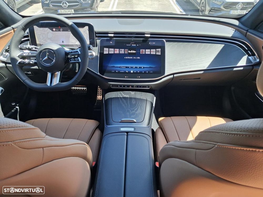 Mercedes-Benz E 300 e AMG Line - 17
